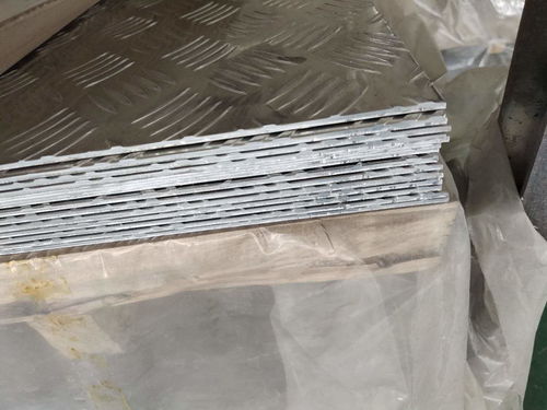 焦作市15mm鋁合金板廠家 產(chǎn)品優(yōu)勢(shì)與行業(yè)應(yīng)用解析